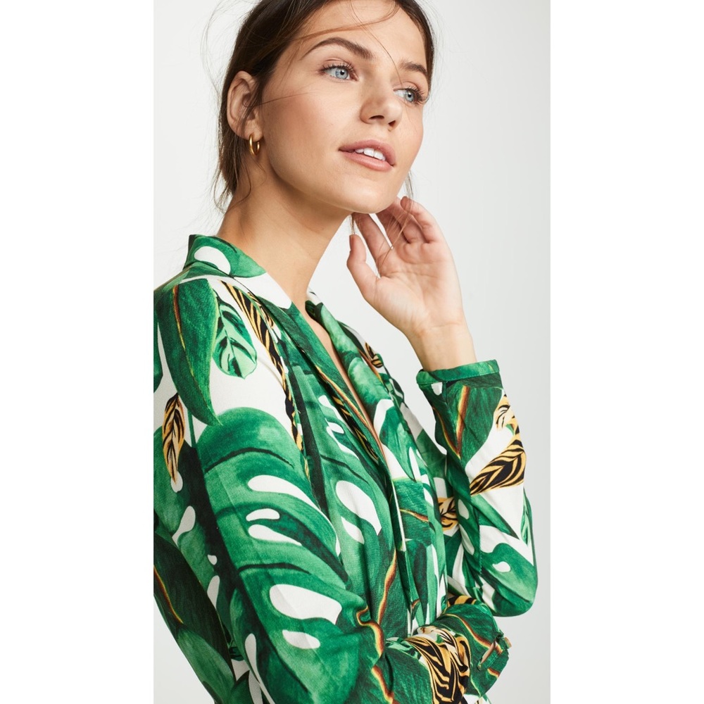 ❗️SOLD❗️Farm Rio Max Amazonia Long Sleeve Dress - Picture 11 of 11